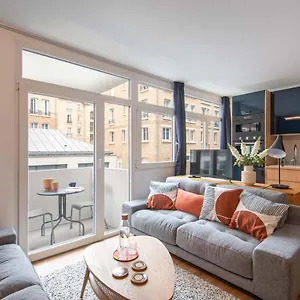 new-appt-style-le-corbusier-avec-balcon-8-pers.fr-paris.fr/
